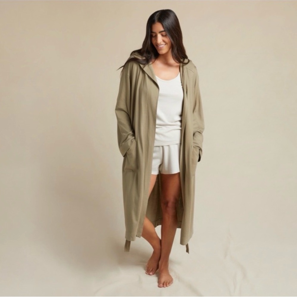 Parachute Tencel Sleep Robe - Picture 4 of 14